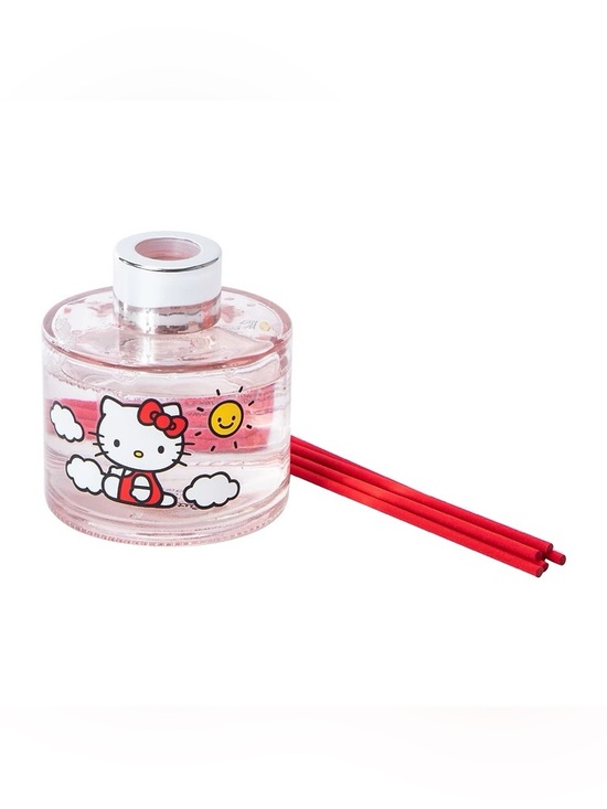 Hello Kitty Strawberry Reed Diffuser - Picture 3 of 6